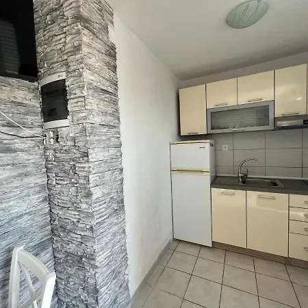 Apartments Galeb Primosten Exterior photo