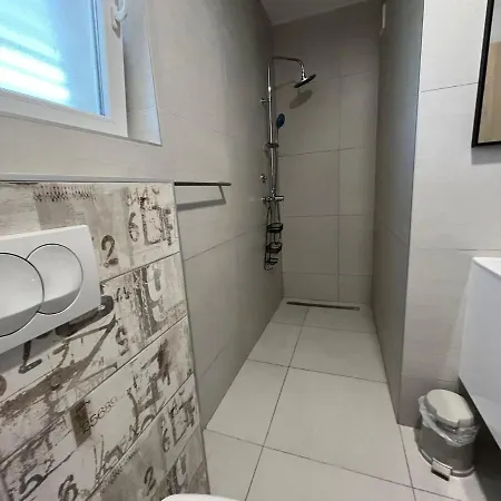 Apartments Galeb Primosten Exterior photo
