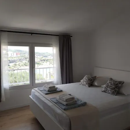 Apartments Galeb Primosten Exterior photo