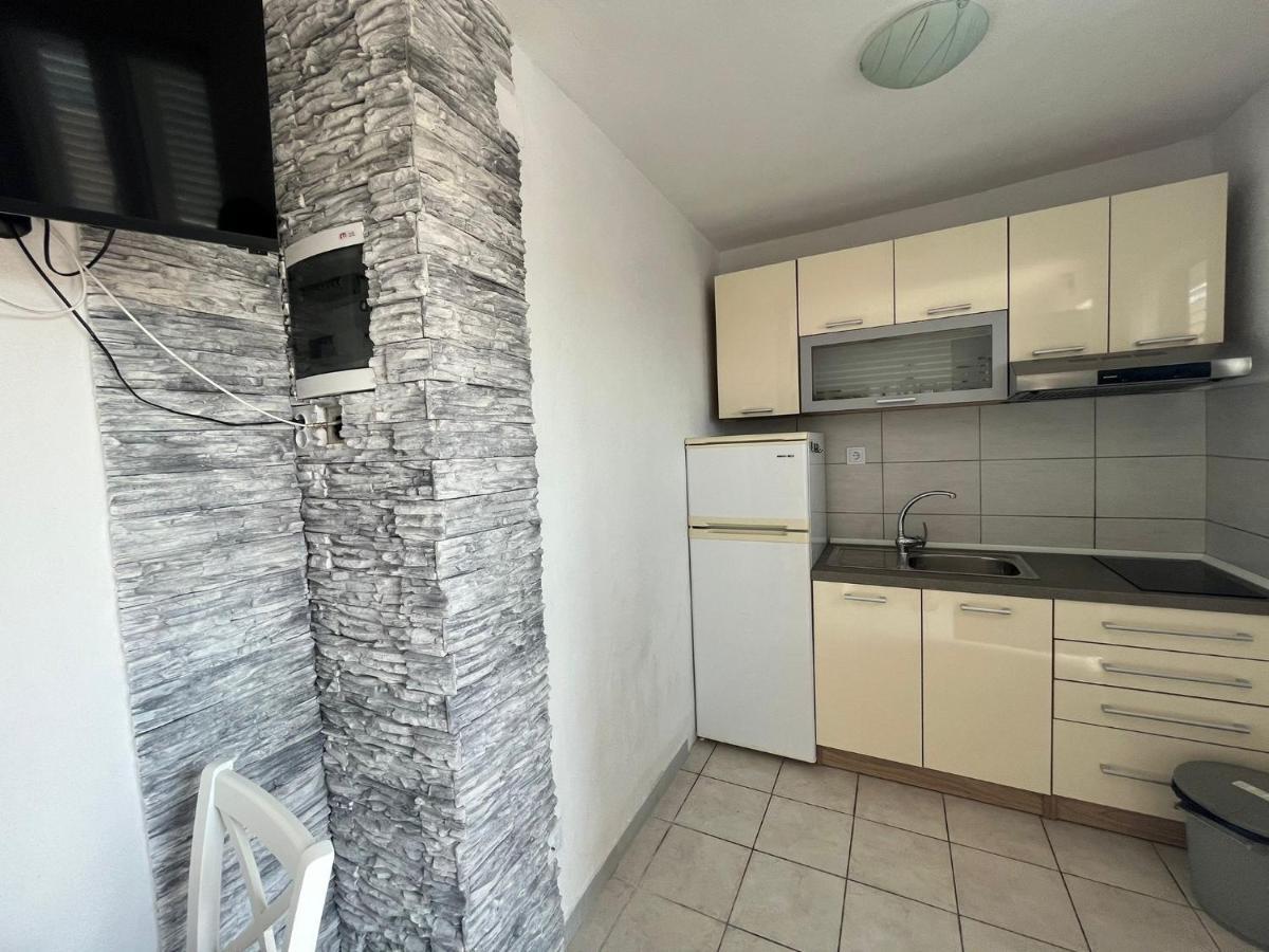 Galeb Apartment Primosten