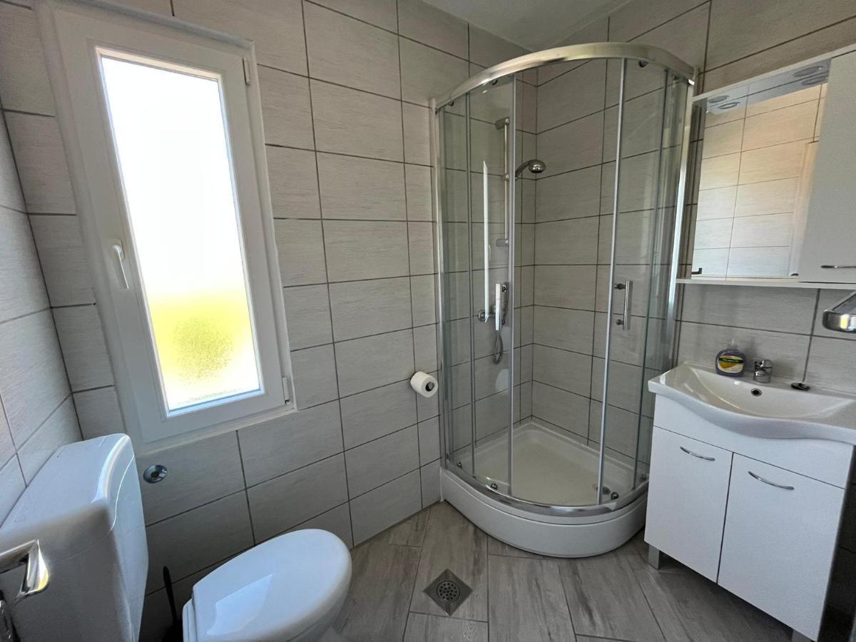 Apartment Galeb *