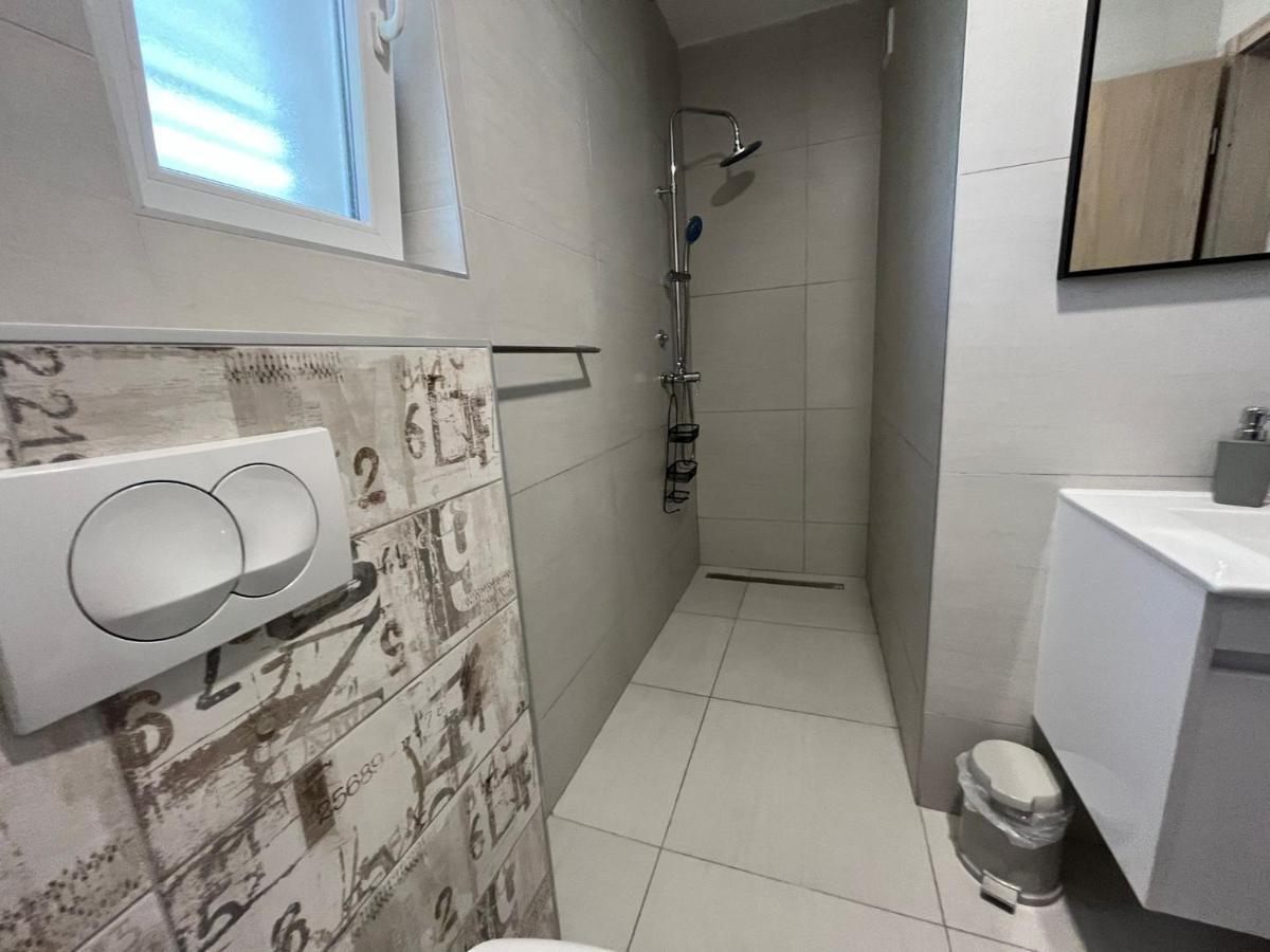 Apartment Galeb *