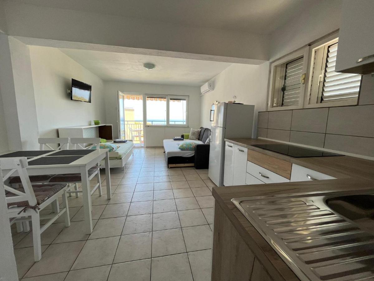 Apartment Galeb *