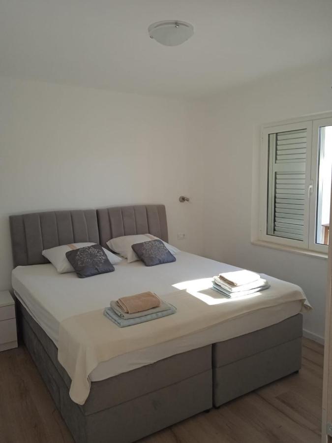 Galeb Apartment Primosten