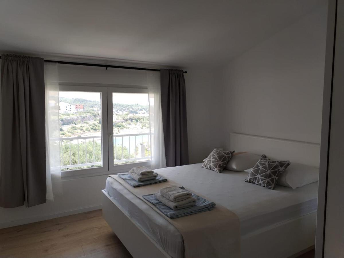 Apartment Galeb *